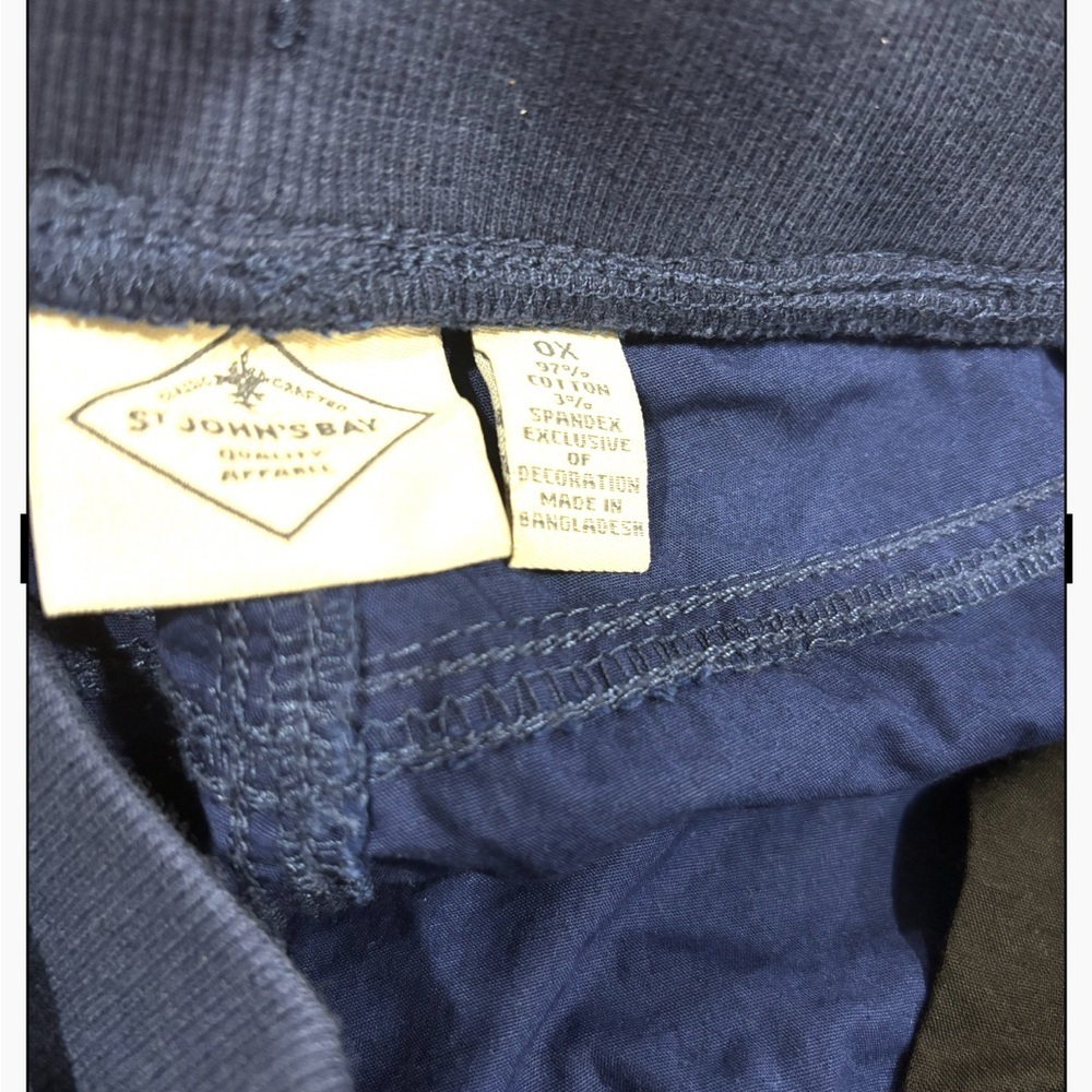 St. John's Bay Deep Blue Cargo Pants - Picture 4 of 4